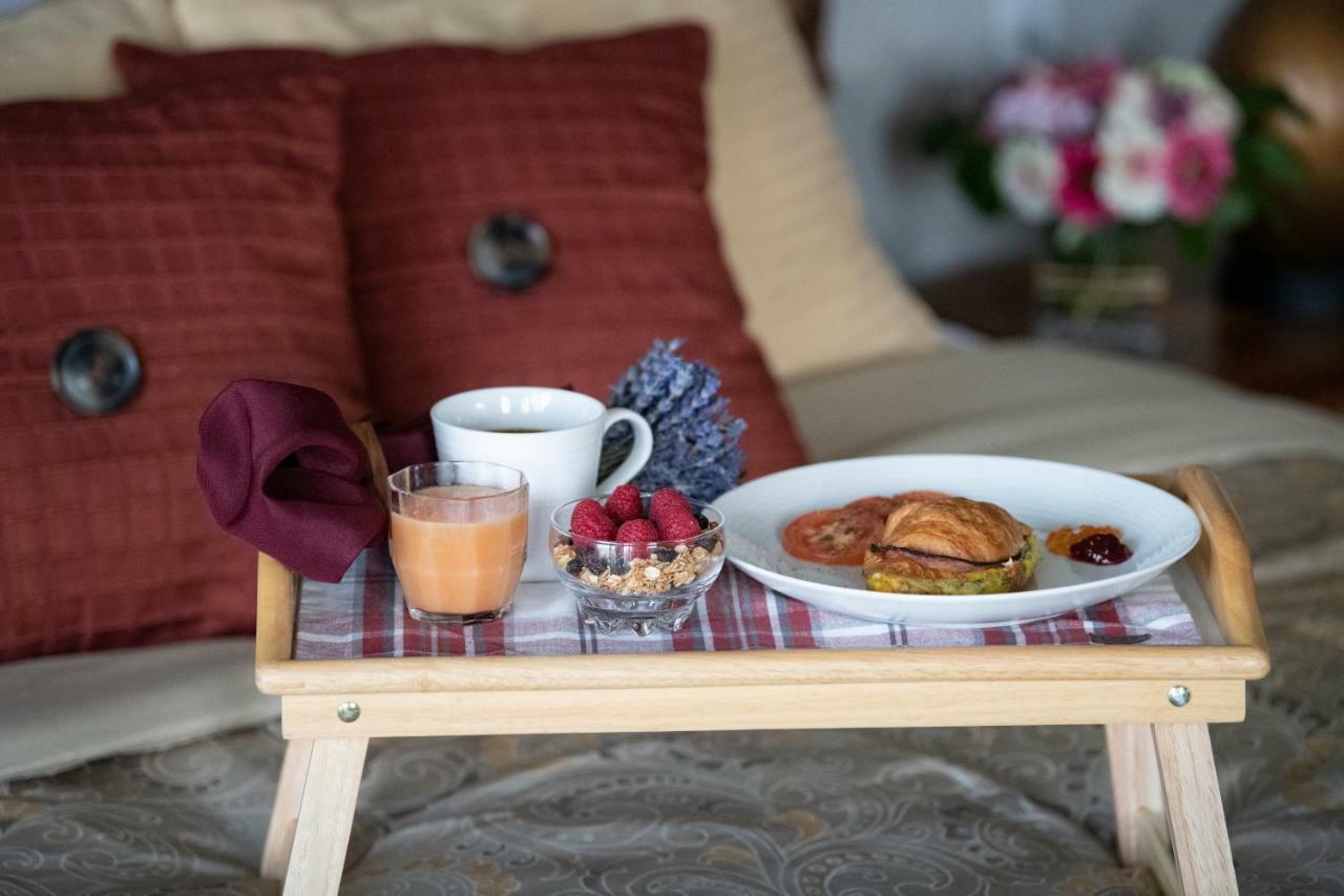 Bella Collina Bed And Breakfast Amity Exterior foto